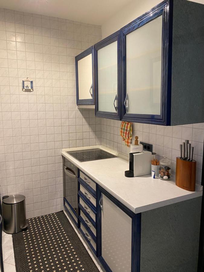 Apartman Njivice Buitenkant foto